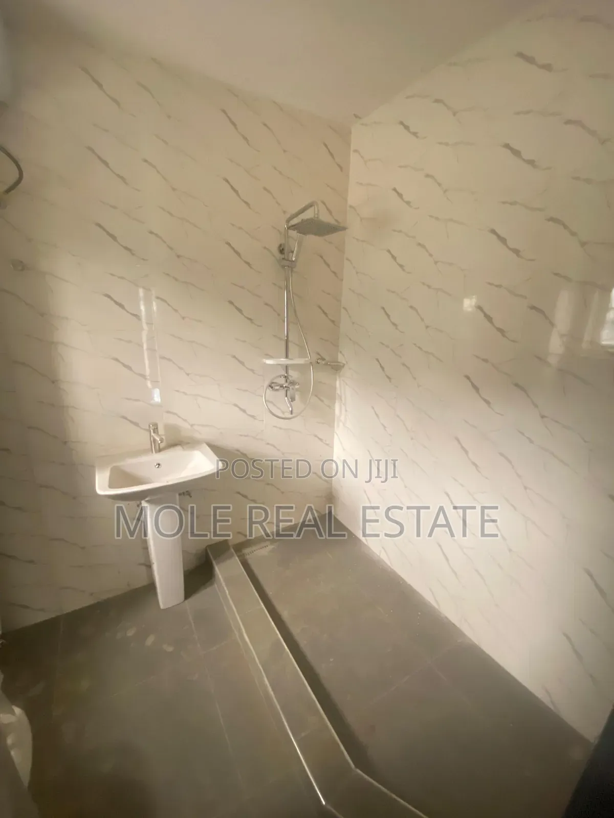 Furnished 3bdrm Block of Flats in Omole for sale