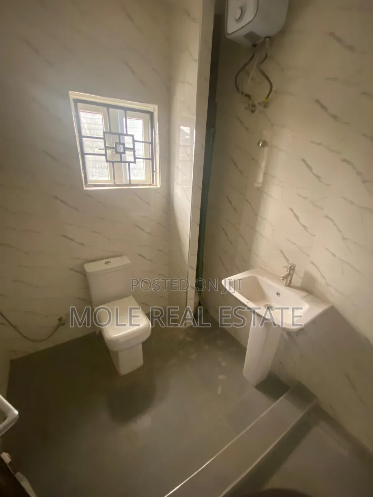 Furnished 3bdrm Block of Flats in Omole for sale