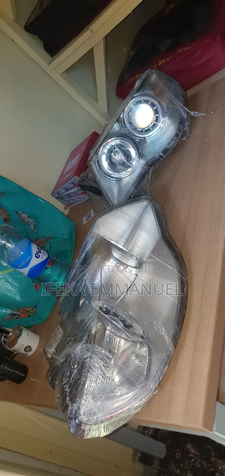 Headlights Volkswagen Touareg 2008
