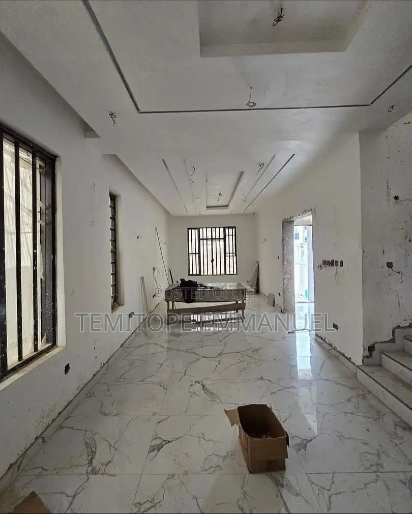 Furnished 5bdrm Duplex in Ikeja, Lagos for sale