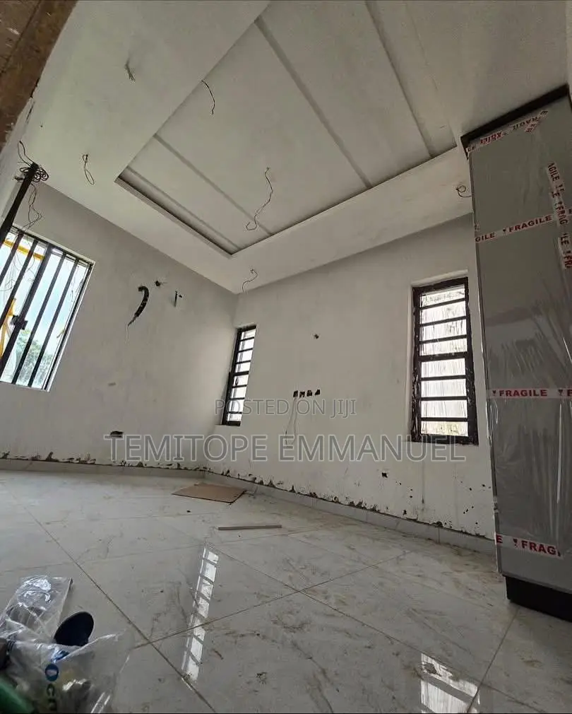 Furnished 5bdrm Duplex in Ikeja, Lagos for sale