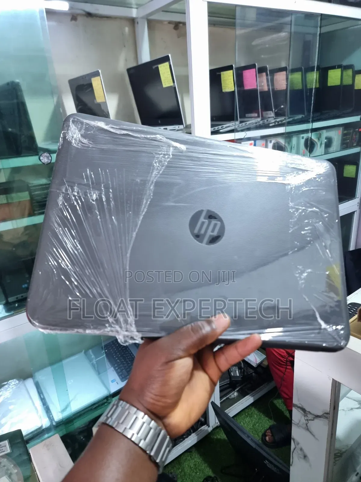 Laptop HP 240 G5 4GB Intel SSHD (Hybrid) 320GB