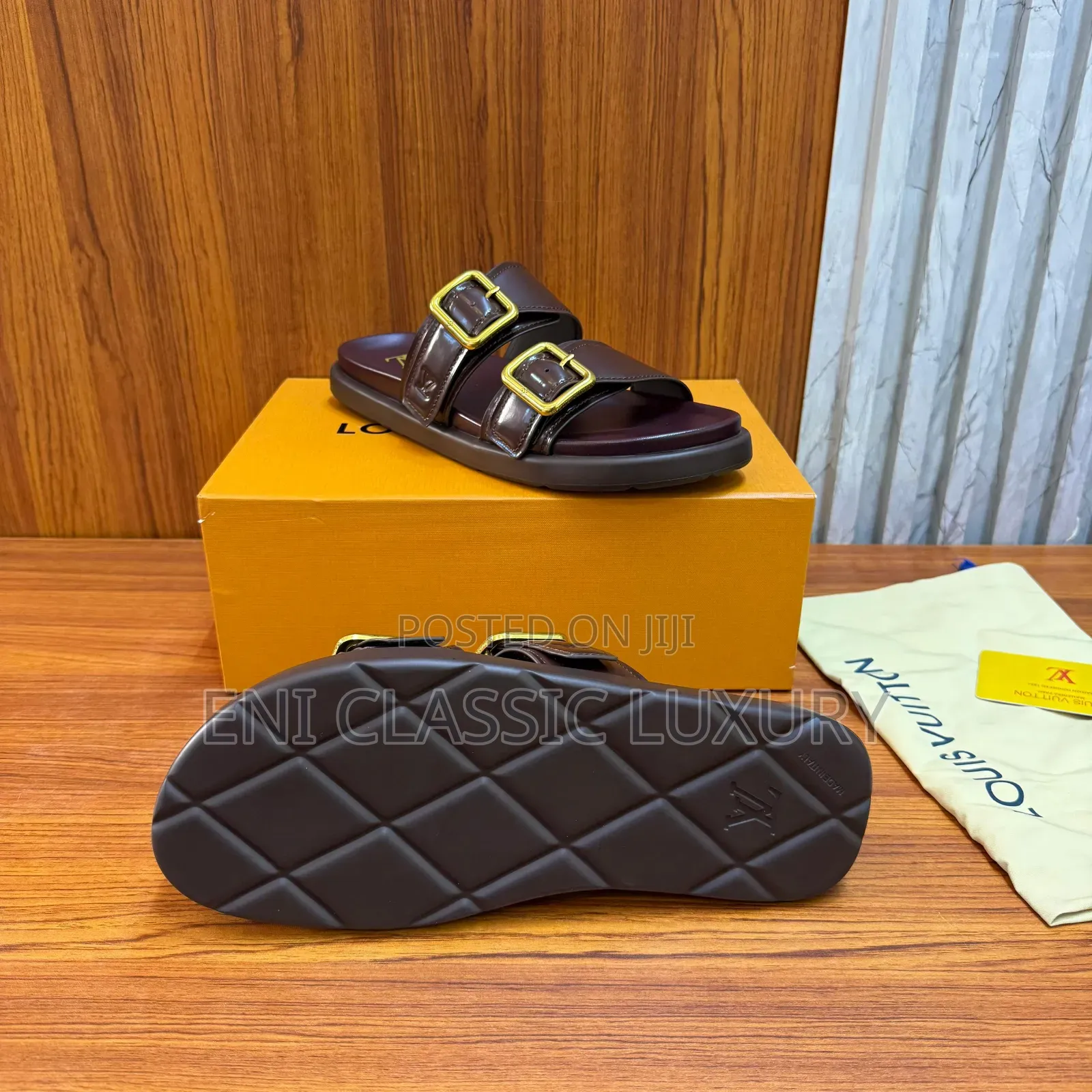 Original Luxury Designer Men's Slippers Louis Vuitton Well Branded