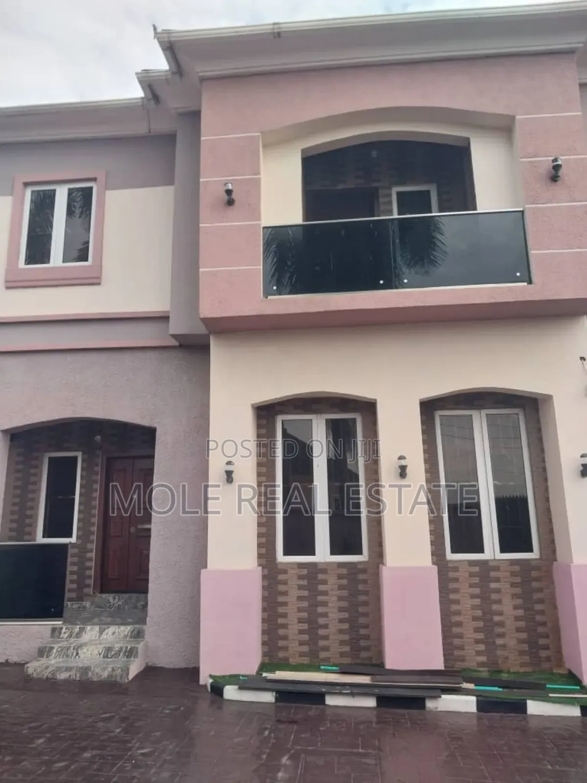 Furnished 4bdrm Duplex in Magodo, Ikoyi for sale