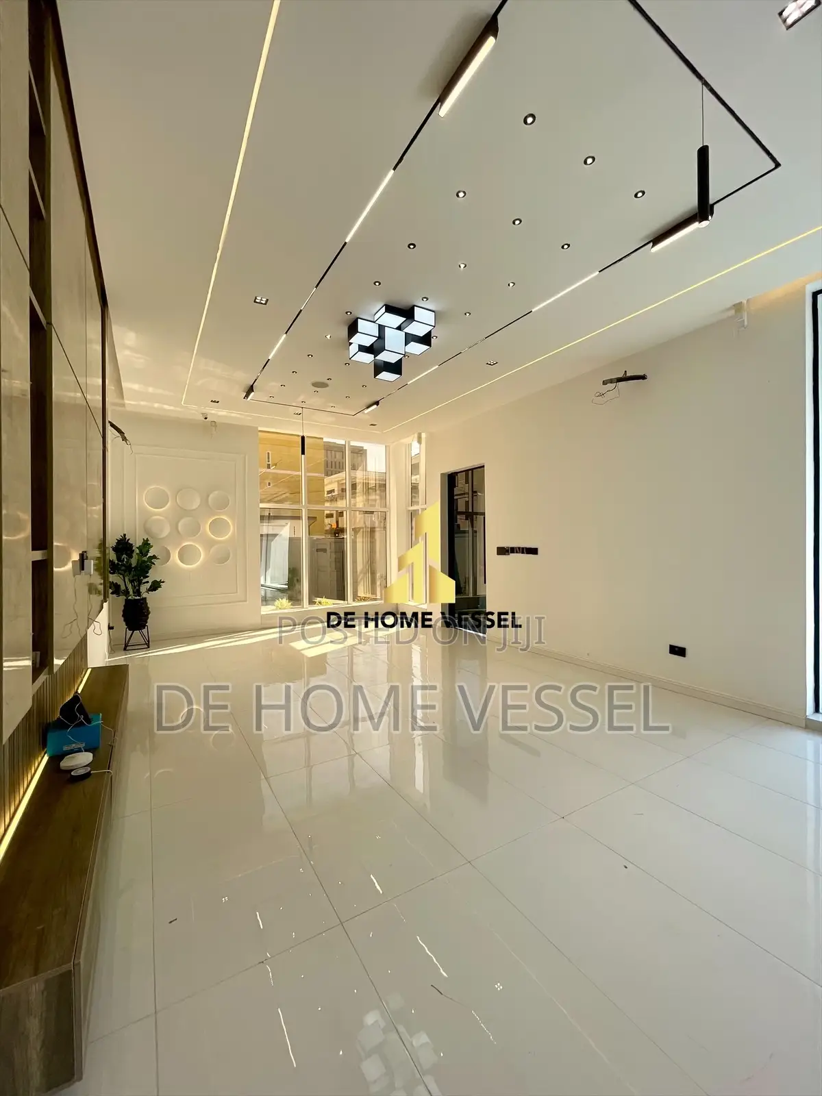 5bdrm Duplex in Lekki Phase 1 for sale
