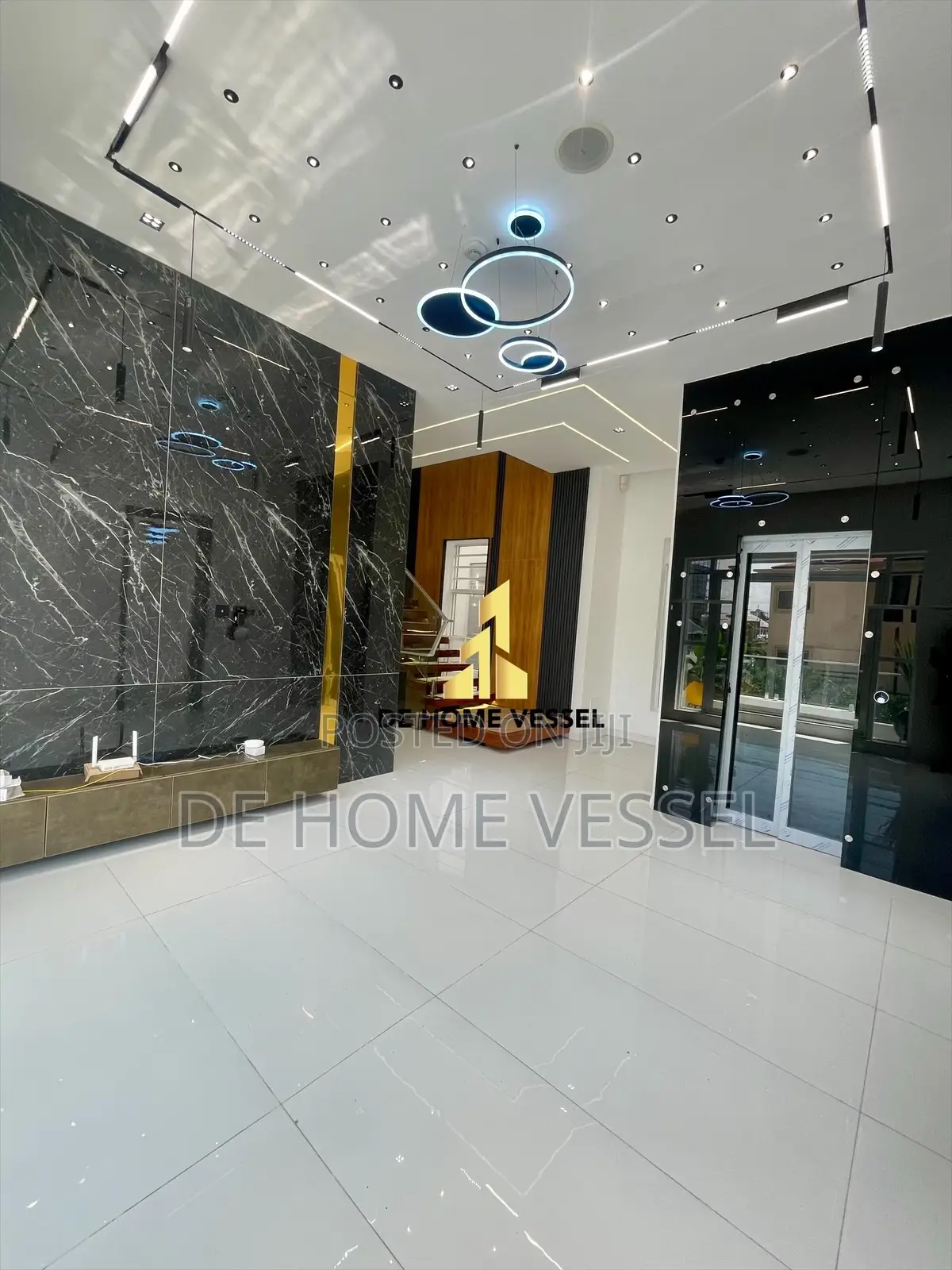 5bdrm Duplex in Lekki Phase 1 for sale