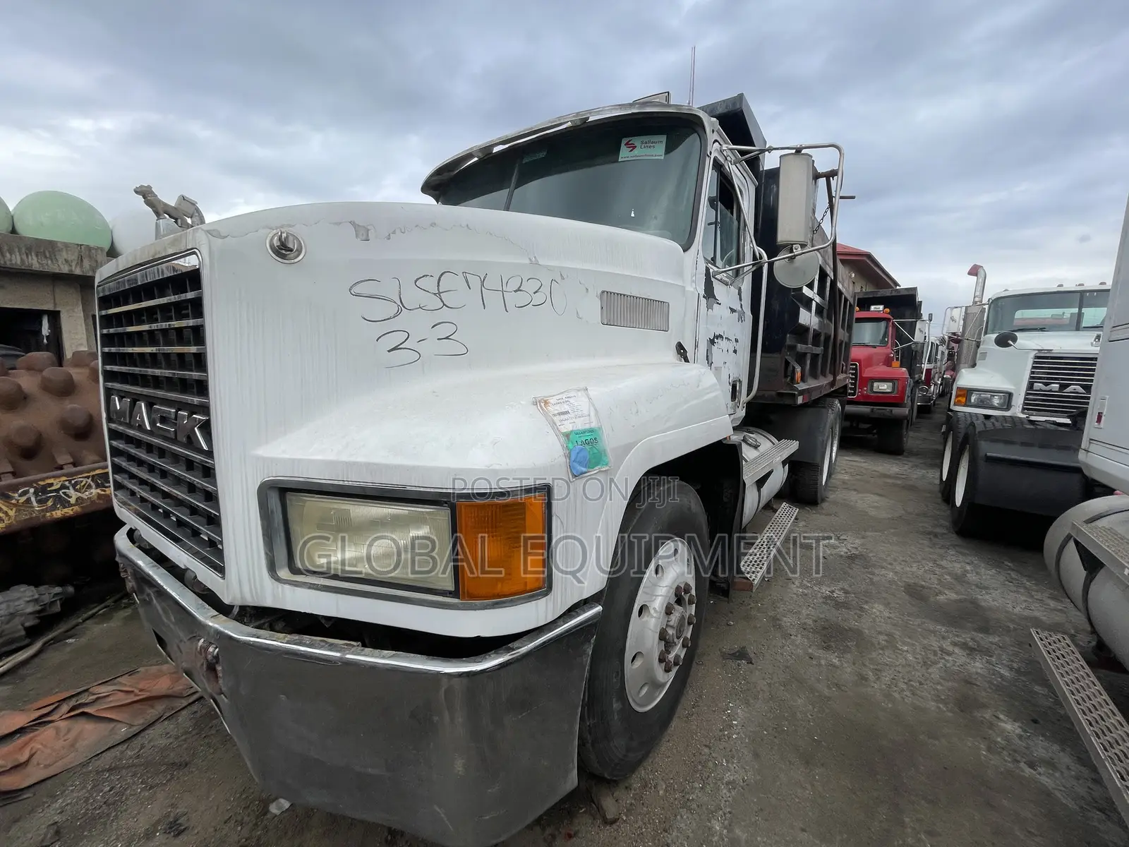 Dump Truck Mack