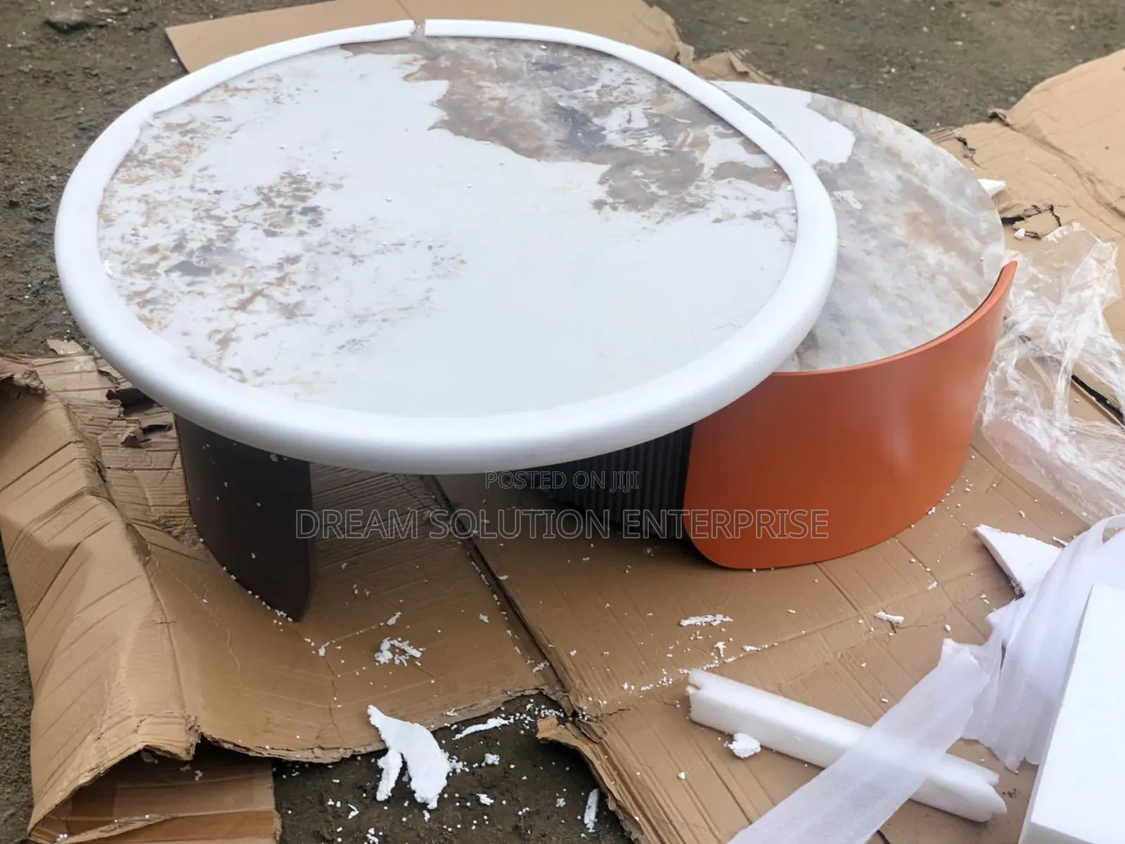 Beautiful 2 in 1 Center Table With Drawer