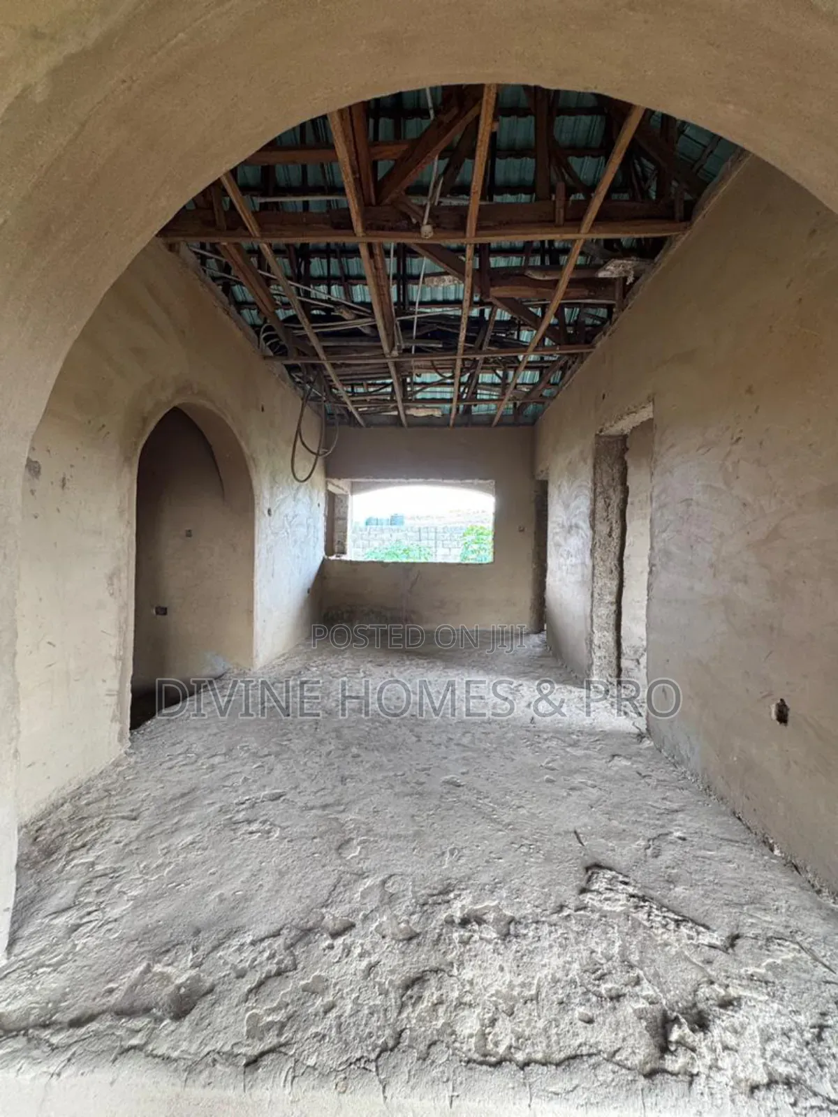 4bdrm Bungalow in Lugbe District for sale
