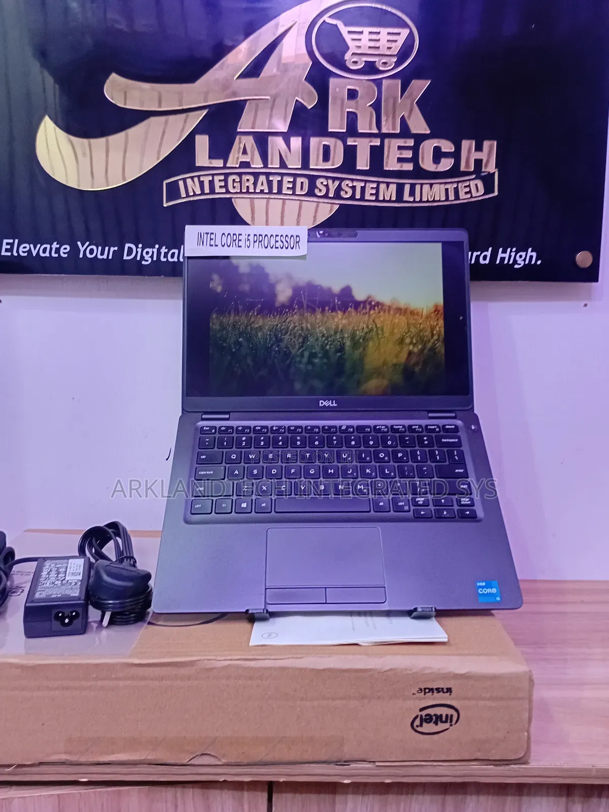 New Laptop Dell Latitude 5401 8GB Intel Core I5 SSD 256GB