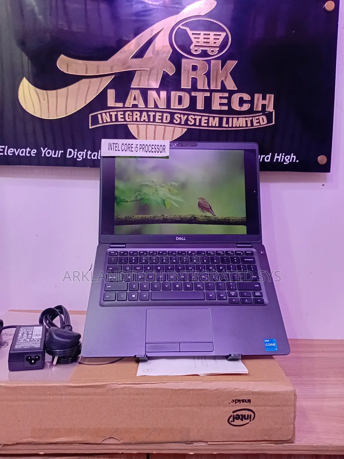 New Laptop Dell Latitude 5401 8GB Intel Core I5 SSD 256GB