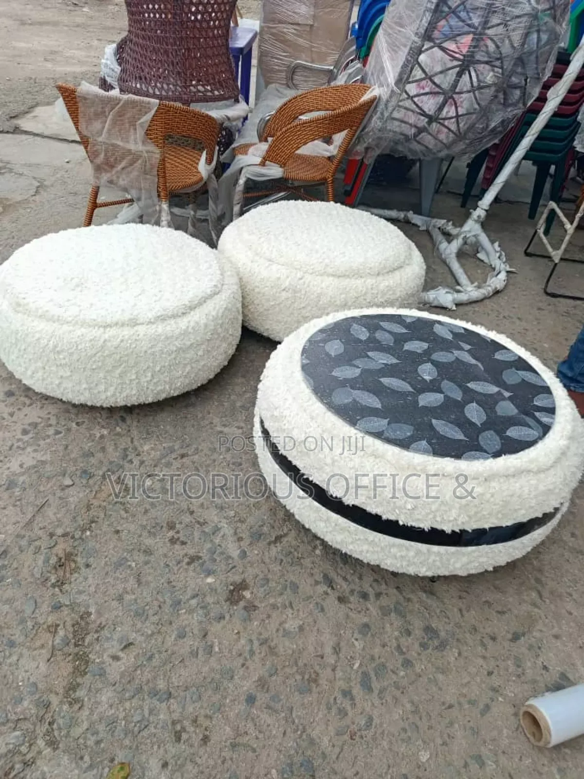 High Quality Imported Standered Sofa Chair and Table