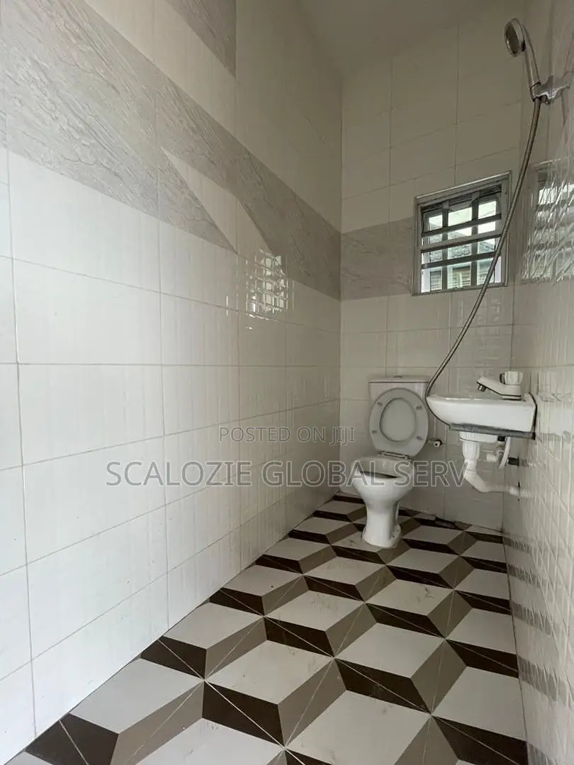 4bdrm Bungalow in Rumukwurushi - for sale