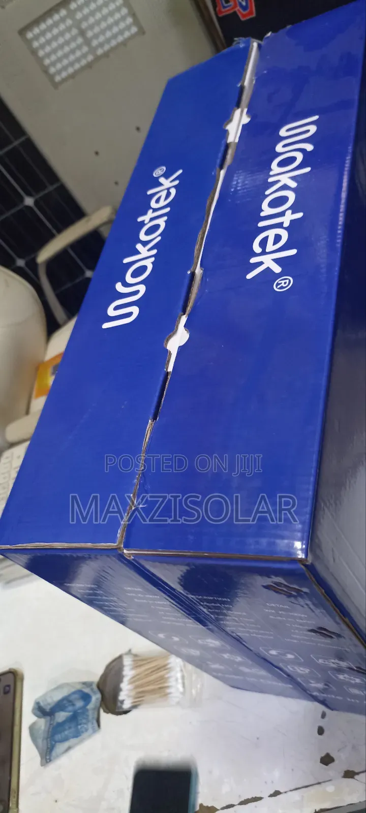 Brand New 300watts Wakatek Solar Flood Light