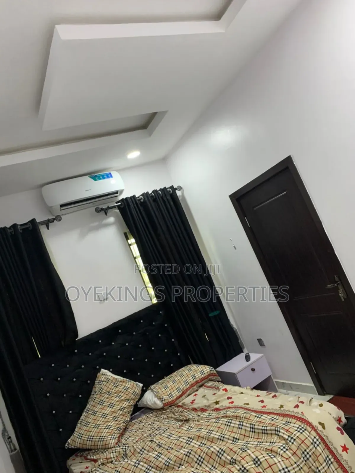 Furnished 5bdrm Duplex in Star Gate, Oluyole Estate for sale