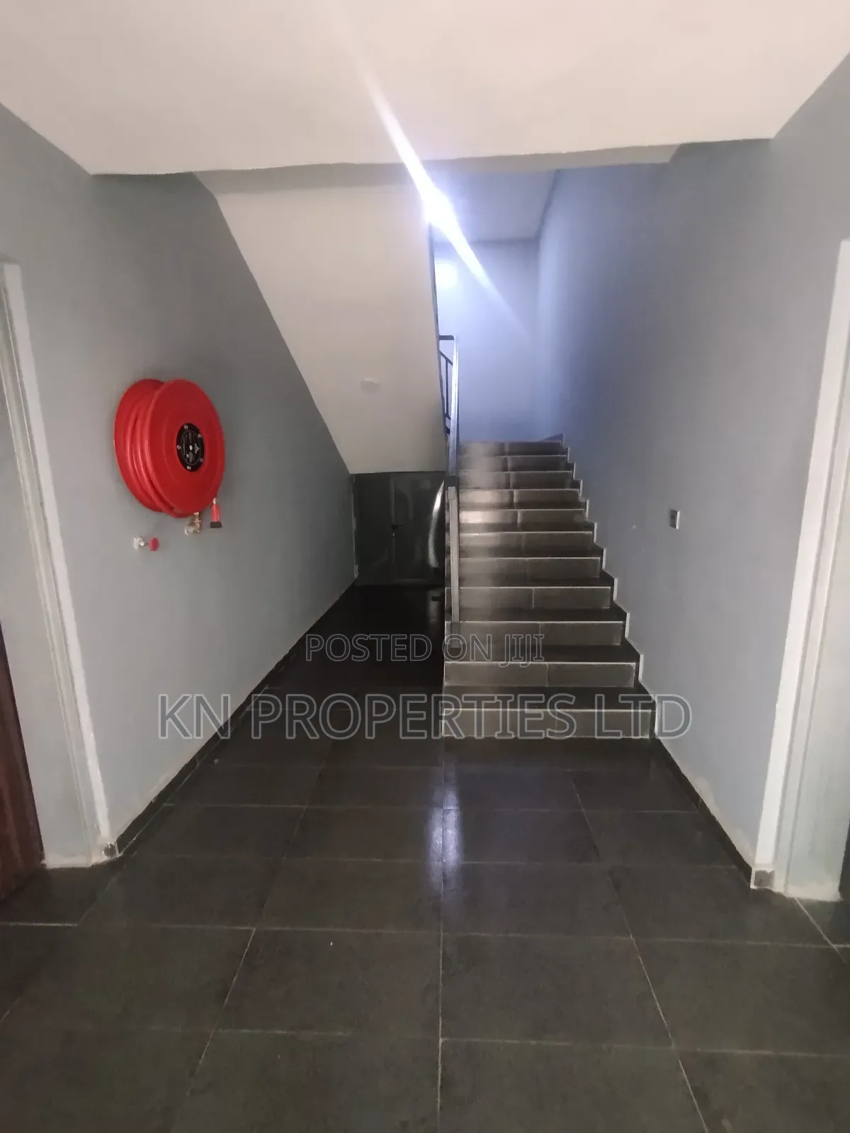 3bdrm Block of Flats in Gusape, Guzape District for rent