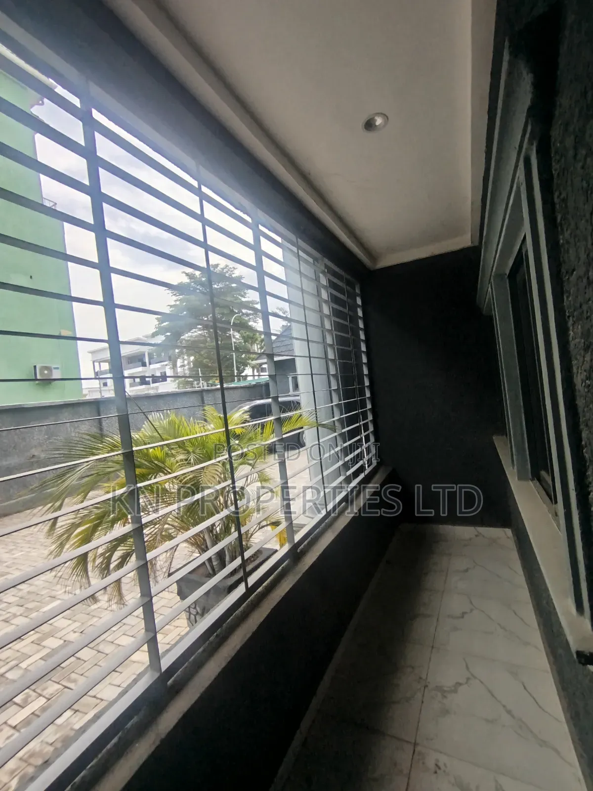3bdrm Block of Flats in Gusape, Guzape District for rent
