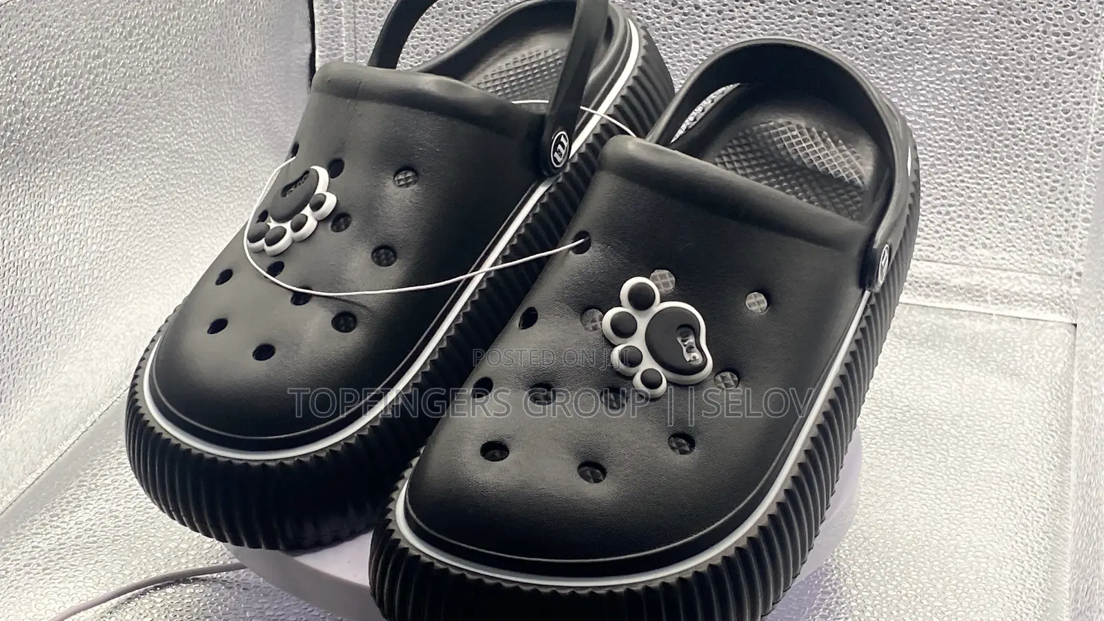 Smooth Lux Unisex Slides/Palm Crocs