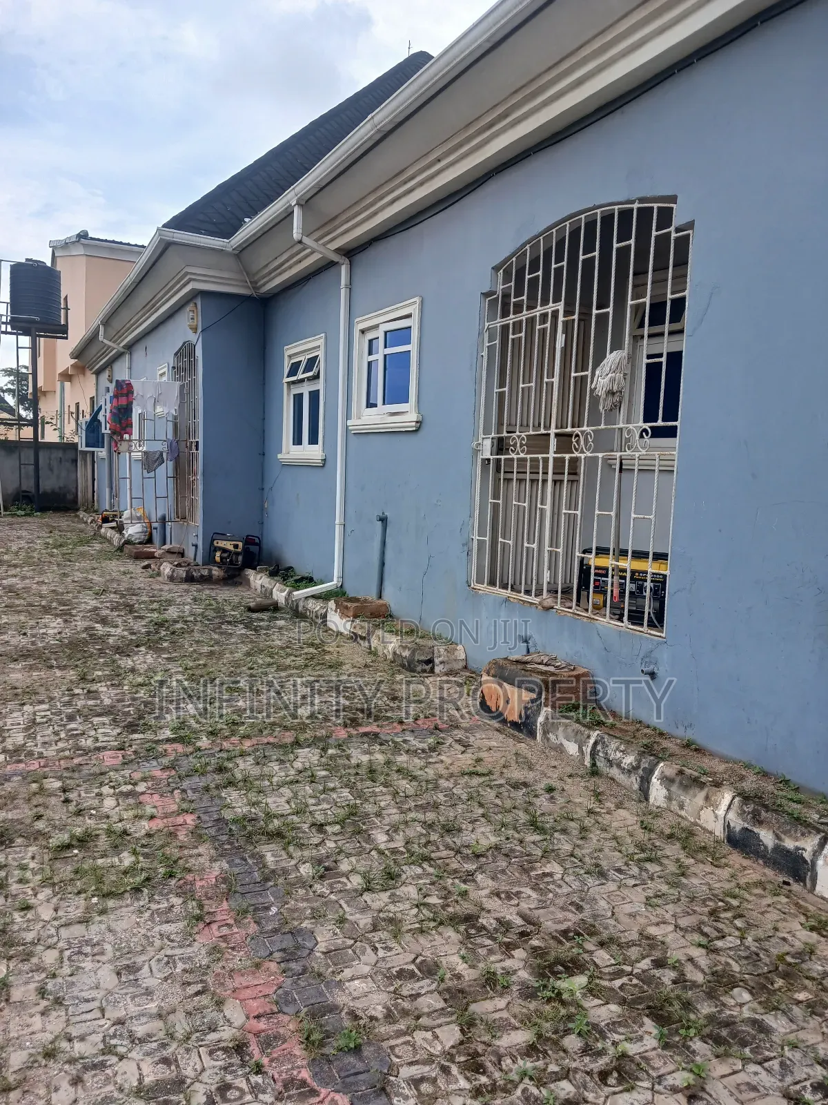3bdrm Block of Flats in Okabere, Benin City for sale