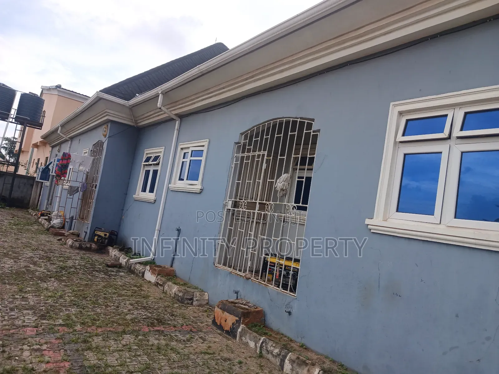 3bdrm Block of Flats in Okabere, Benin City for sale