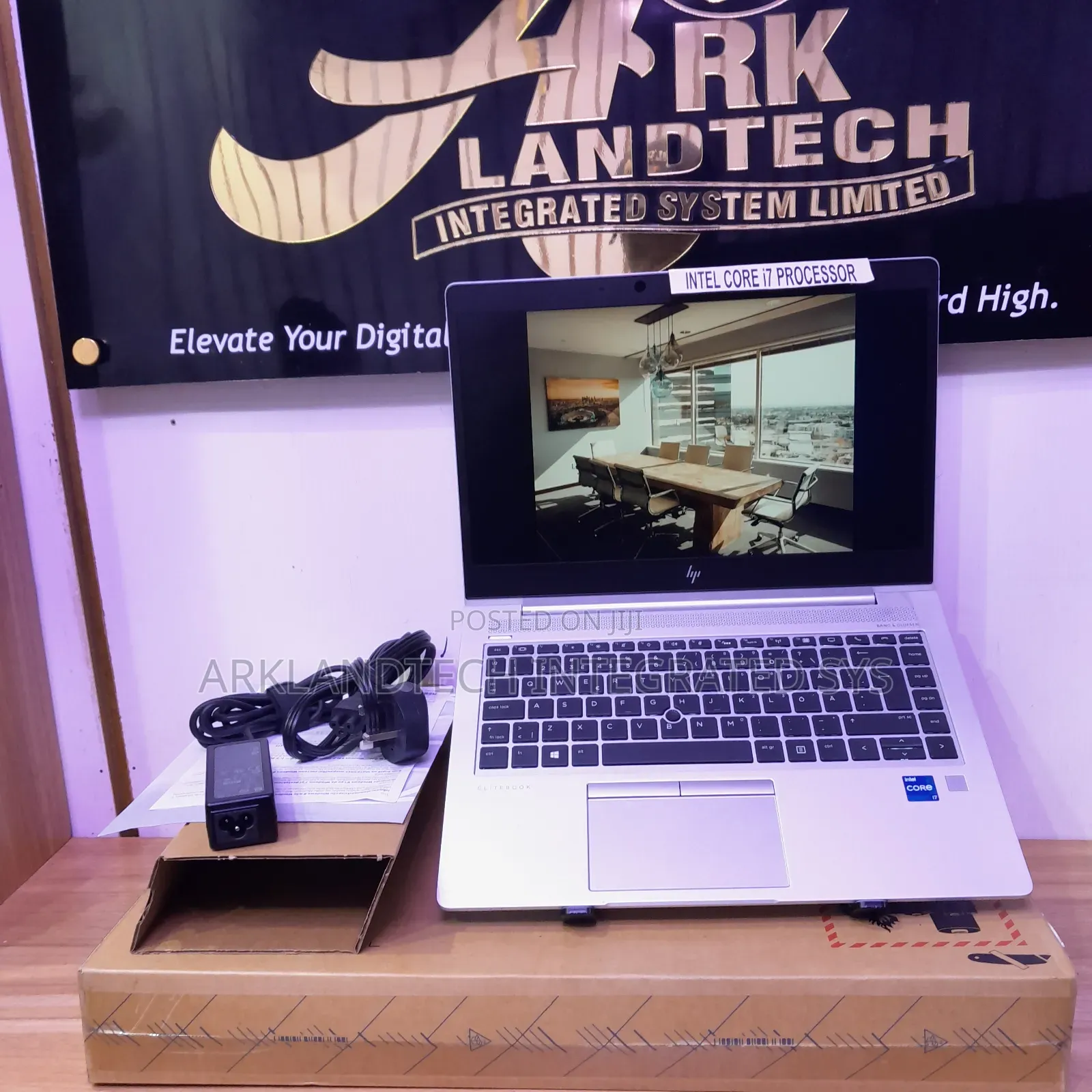 New Laptop HP EliteBook 840r G4 8GB Intel Core i7 SSD 1T