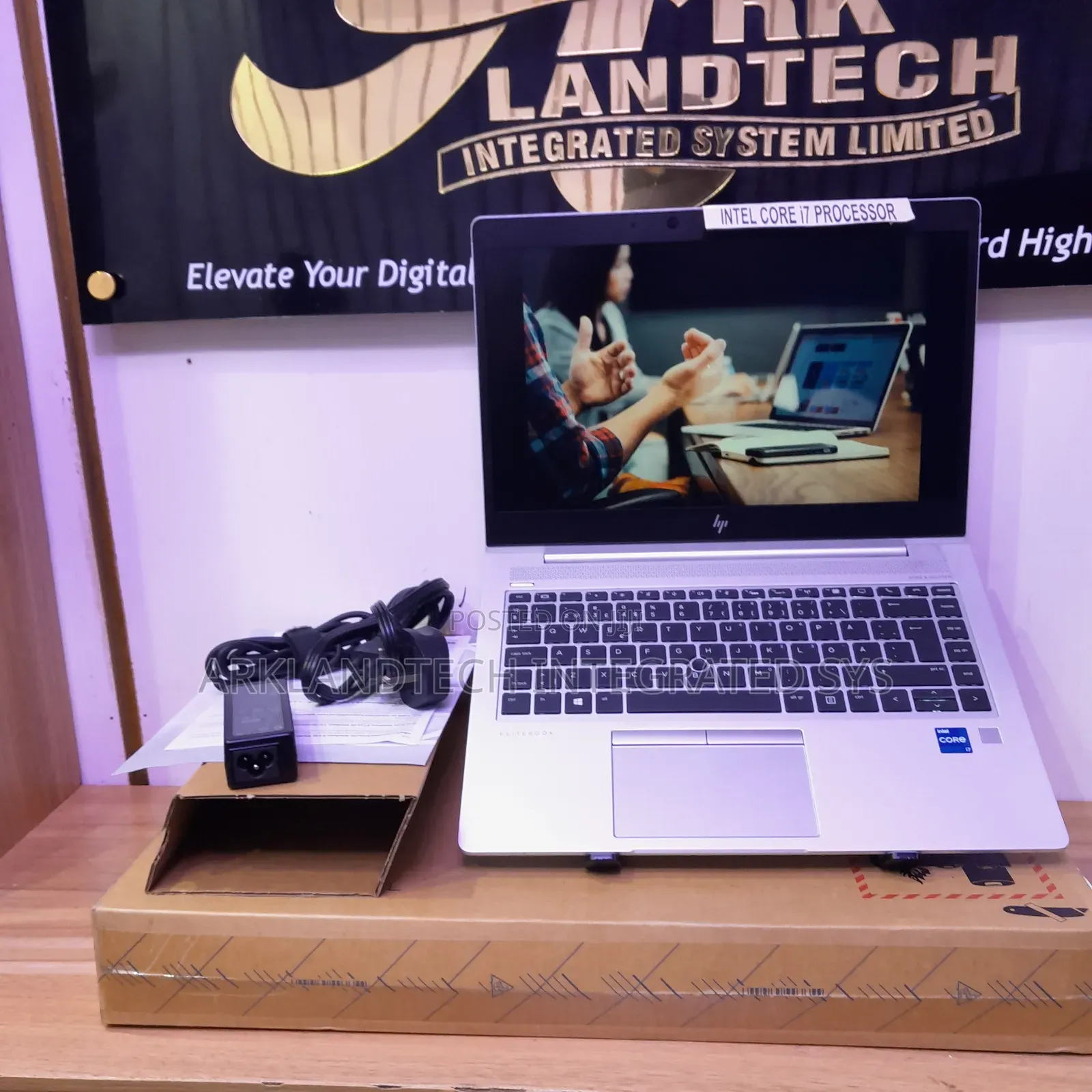 New Laptop HP EliteBook 840r G4 12GB Intel Core I7 SSD 1T