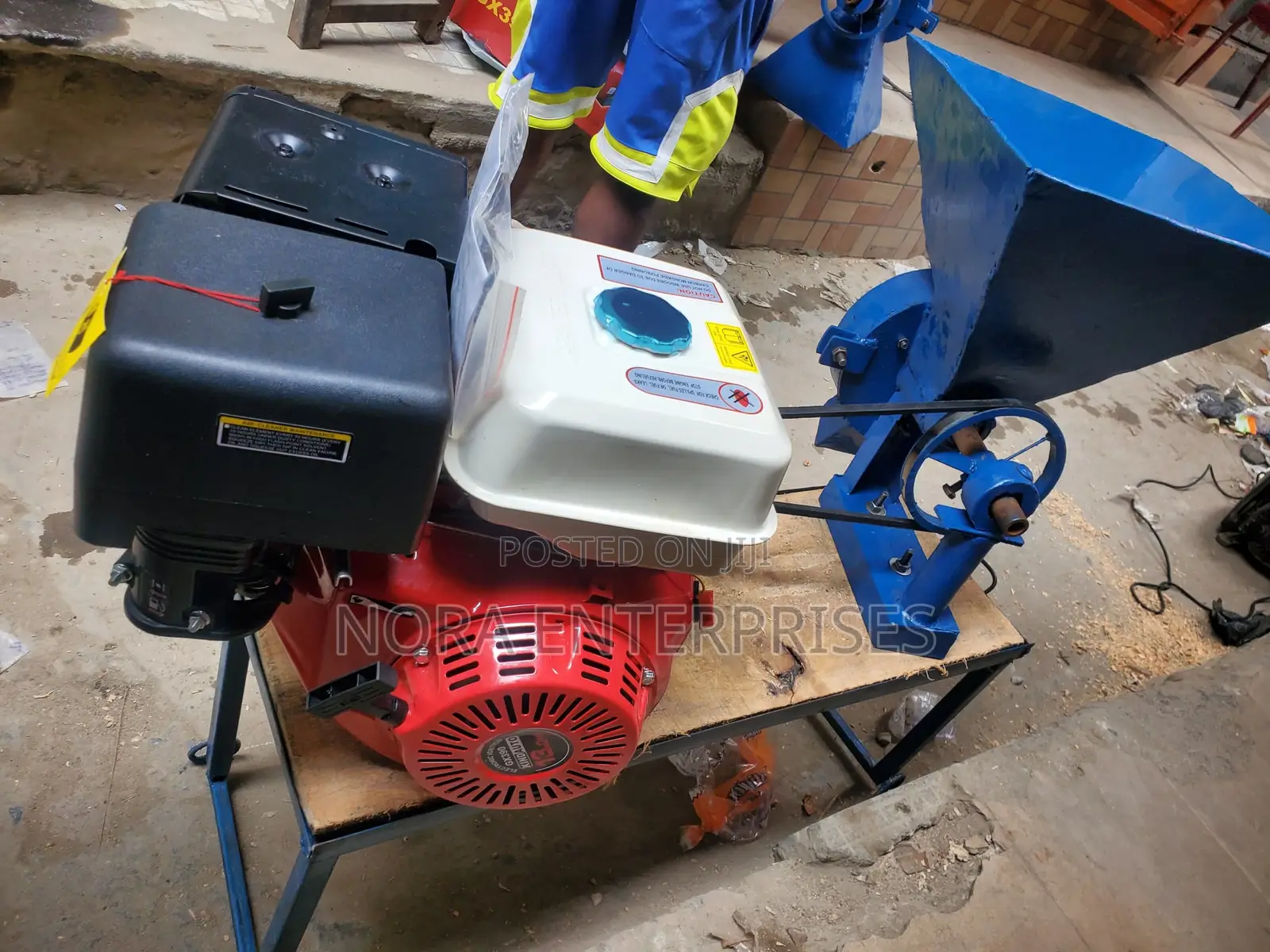 Wet and Dry Grinding Machine (With 13hp Petro Engine)