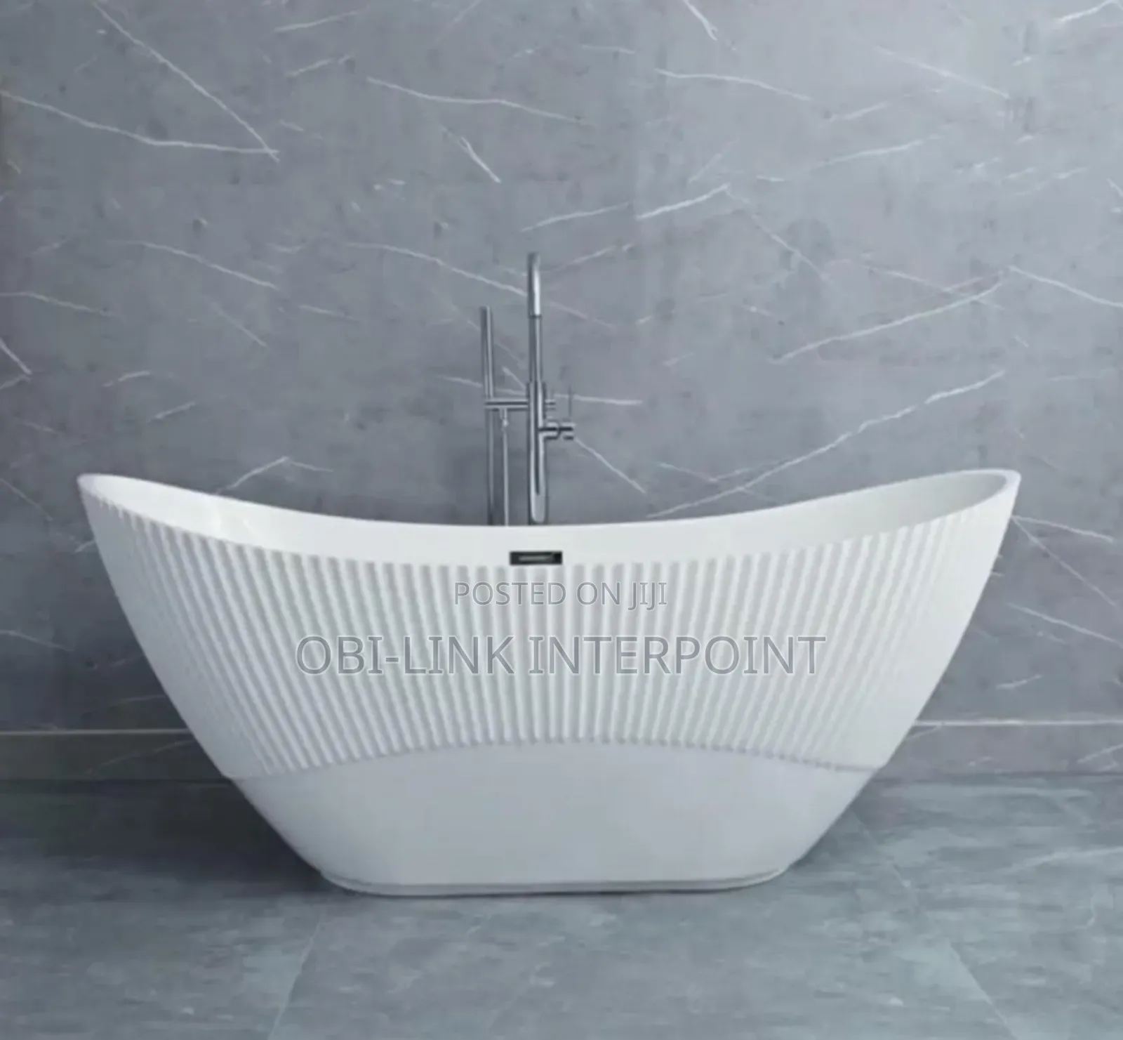 England Acrylic Bathtub
