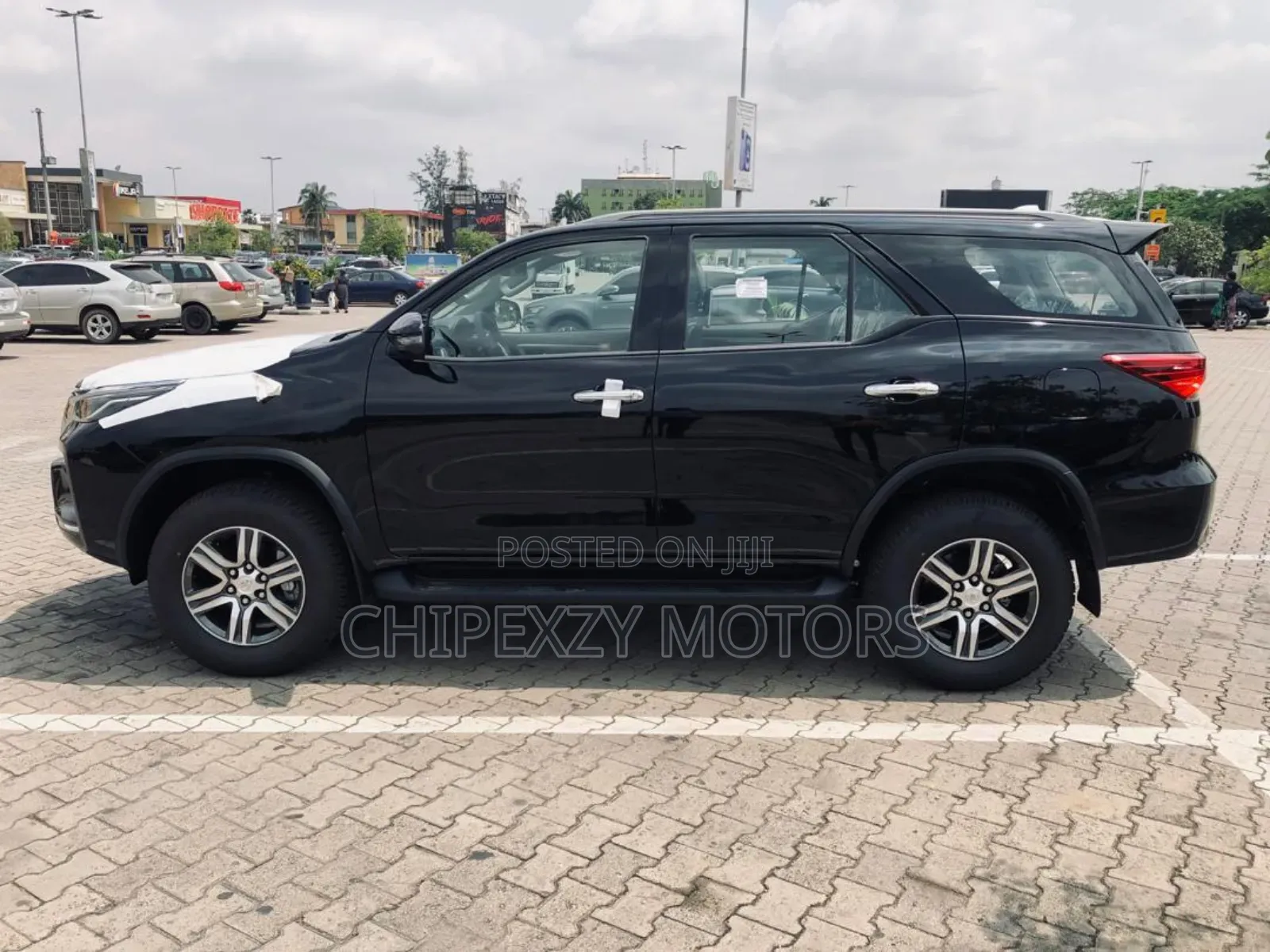 New Toyota Fortuner 2025 Black