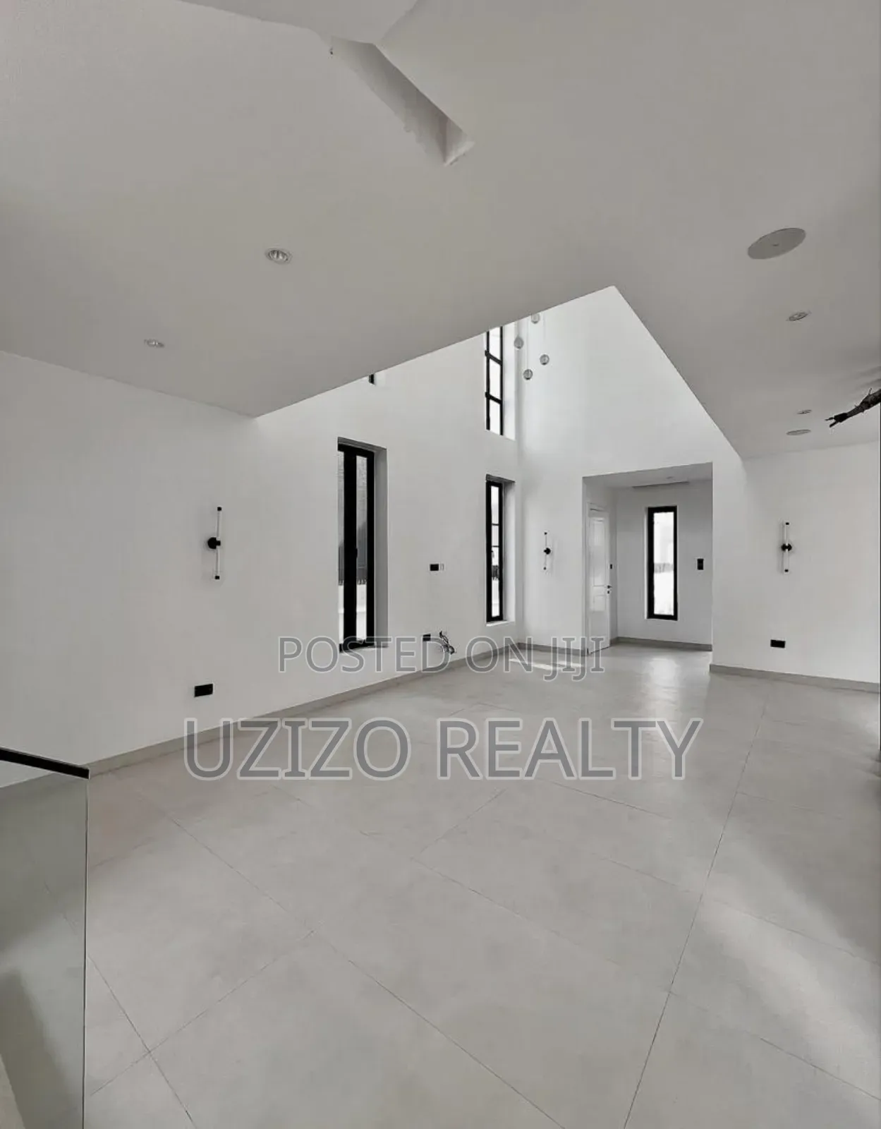 Furnished 5bdrm Duplex in Lakeview Park Estate, Lafiaji for sale