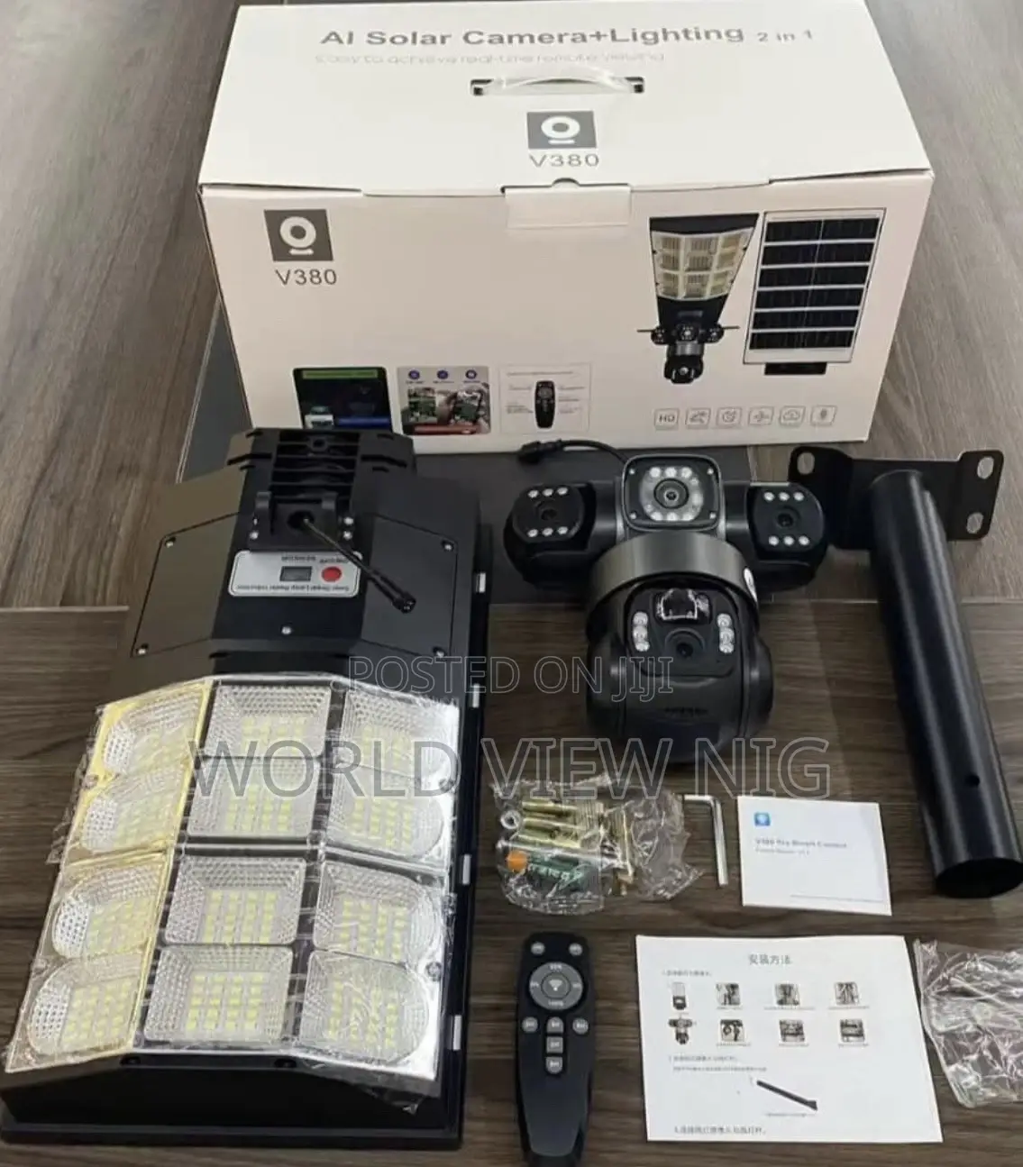 Solar Street Light With 4g Triple Lens Camera