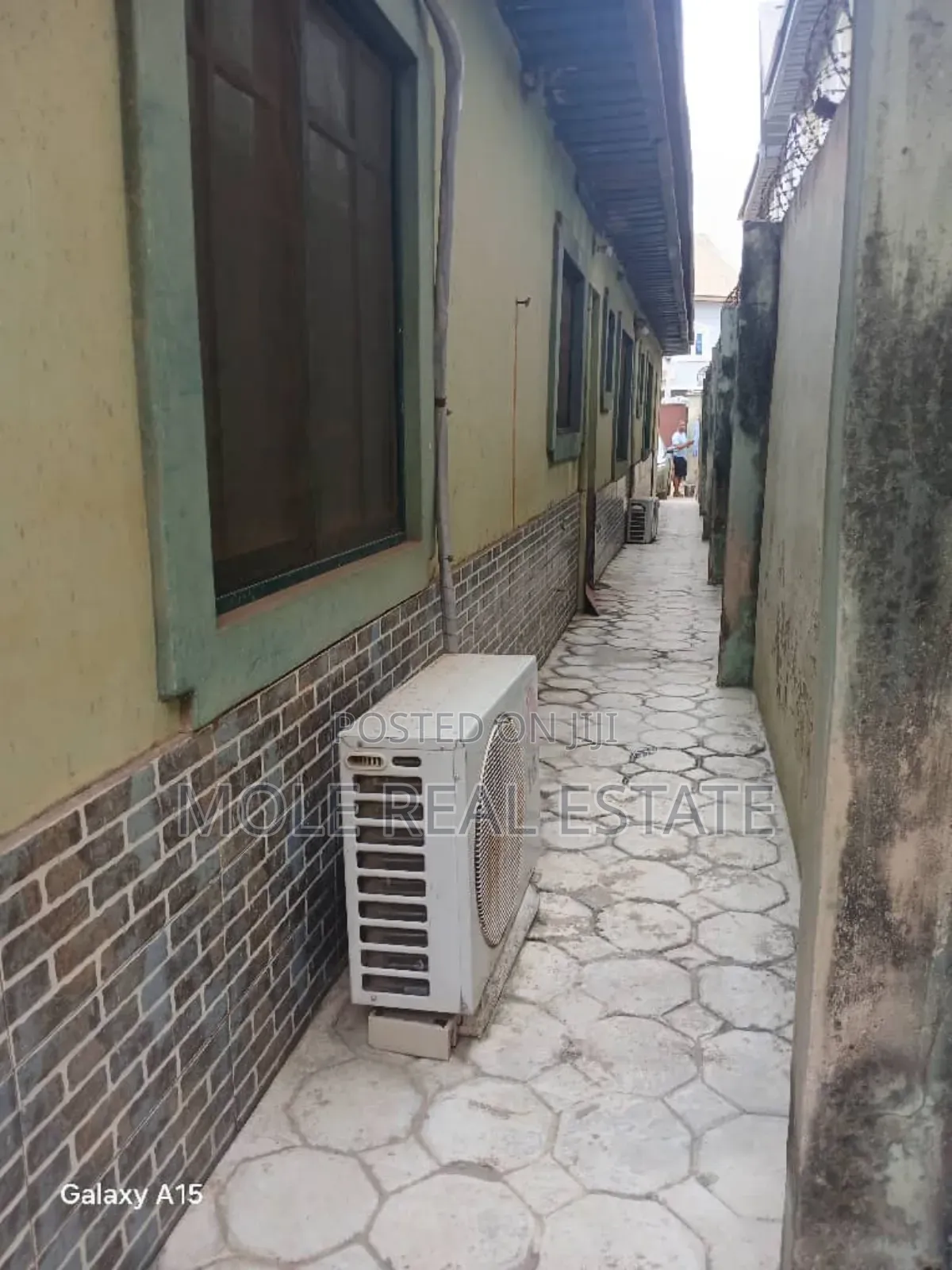 Furnished 2bdrm Bungalow in Alimosho for sale