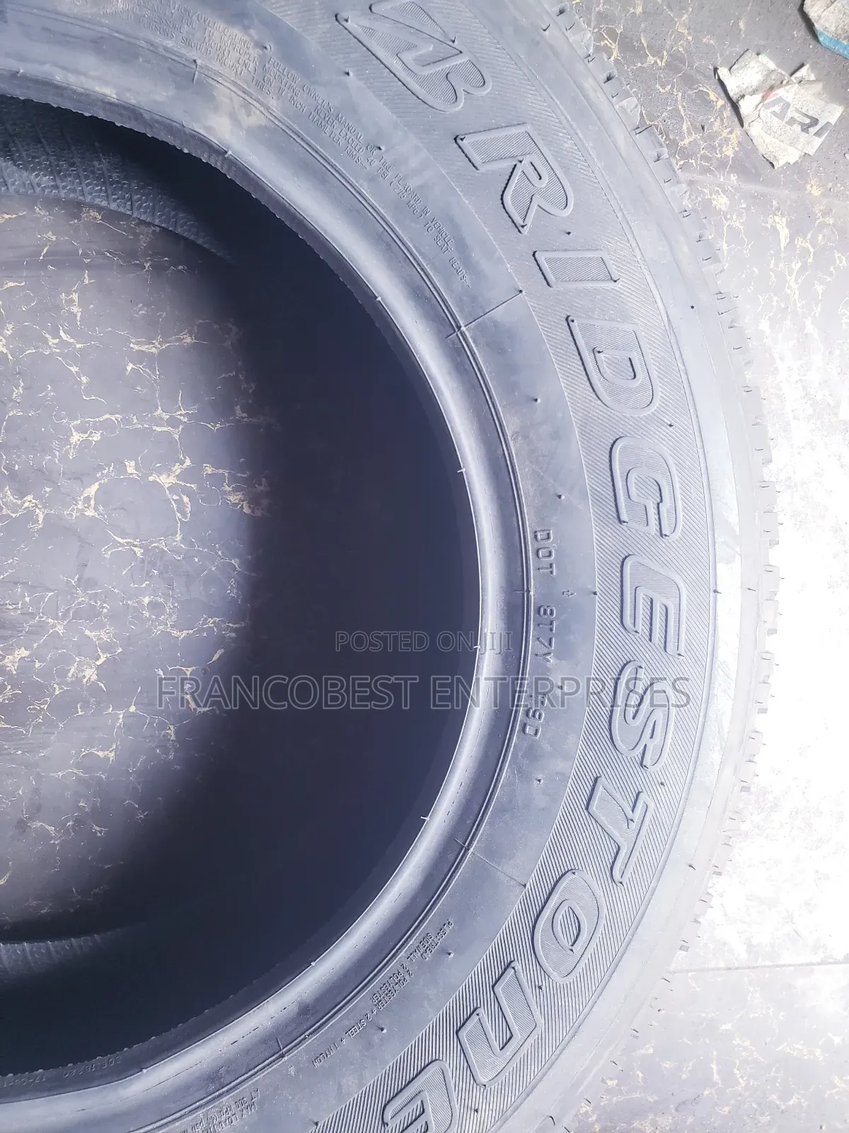 265/65r17 Bridgestone Tyre