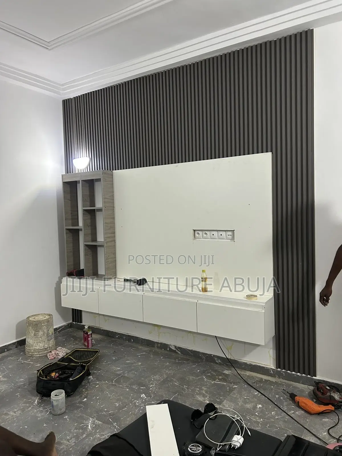Plain Plain Ash White Tv Console