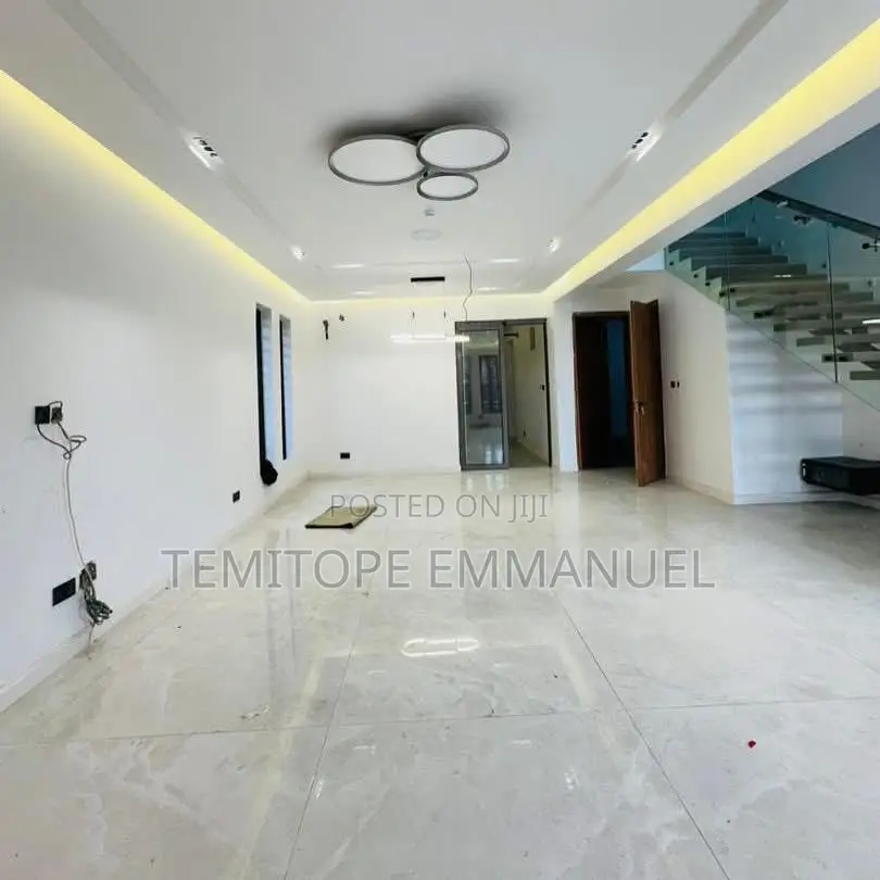 Furnished 5bdrm Duplex in Adeniyi Jones, for sale