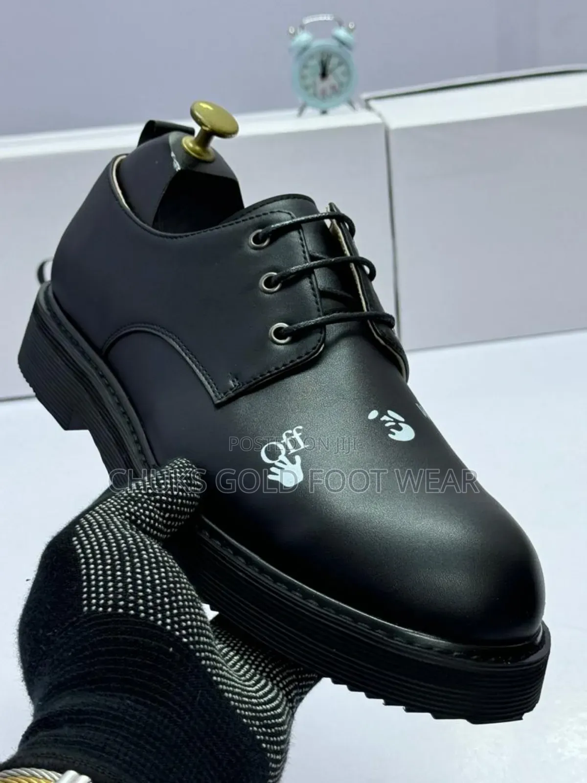 Balenciaga Size Alert  
Struggling to Find Sizes We’Ve Got Them.