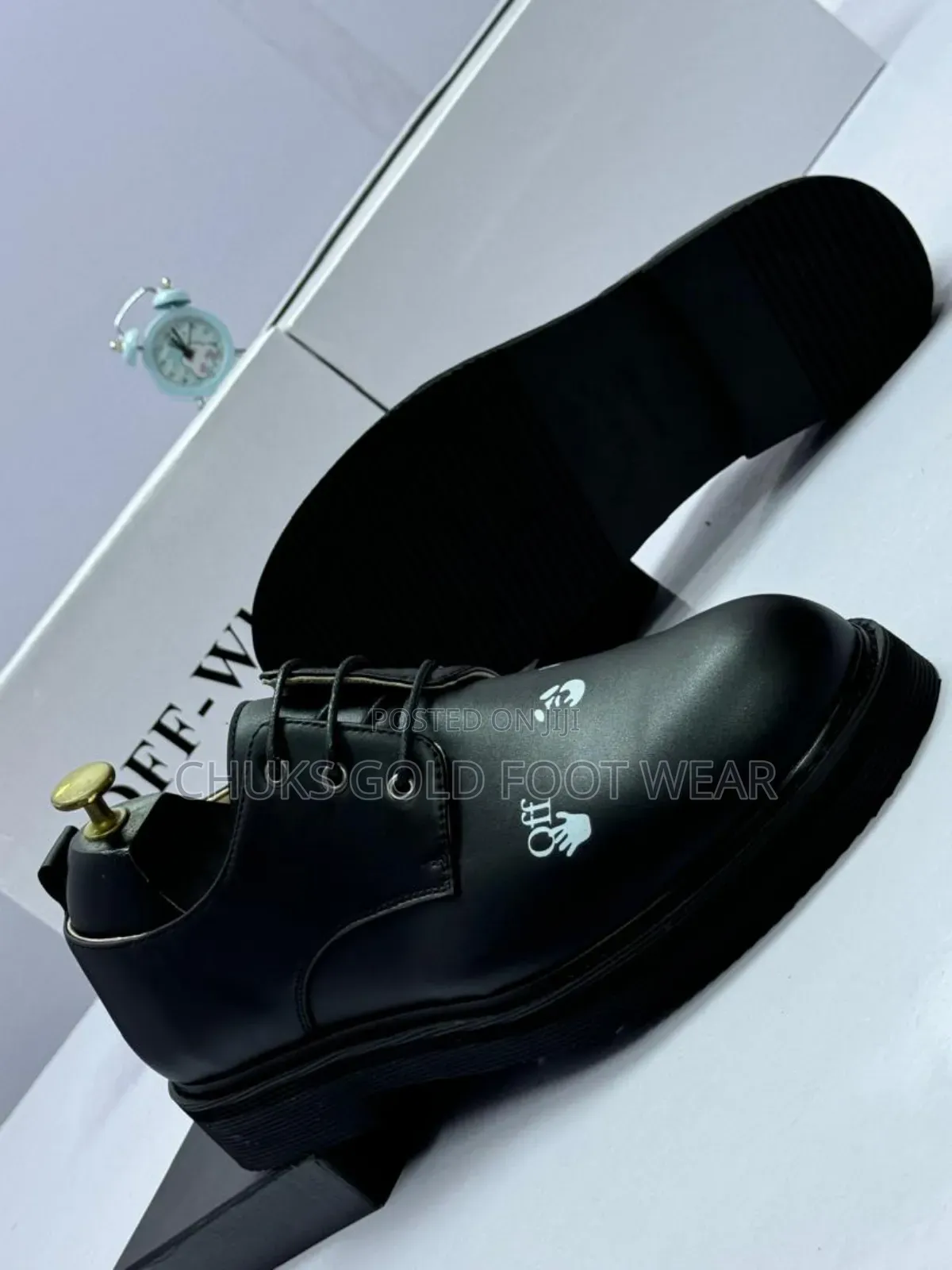 Balenciaga Size Alert  
Struggling to Find Sizes We’Ve Got Them.