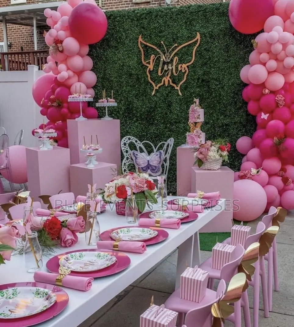 Floral & Ballon Event Styling With Table Setting
