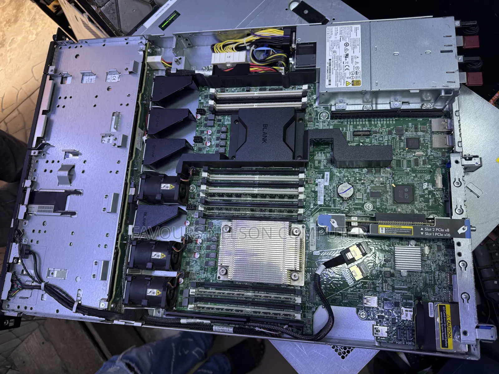 Server HP ProLiant DL 64GB Intel Xeon HDD 1T