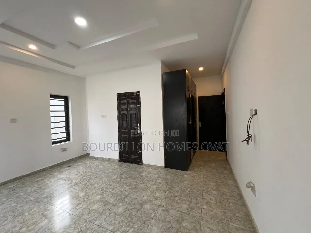 3bdrm Apartment in Off Freedom Way for sale