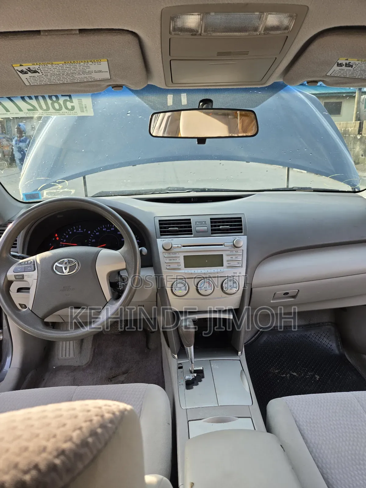 Toyota Camry LE 4dr Sedan (2.5L 4cyl 6A) 2011 Gray