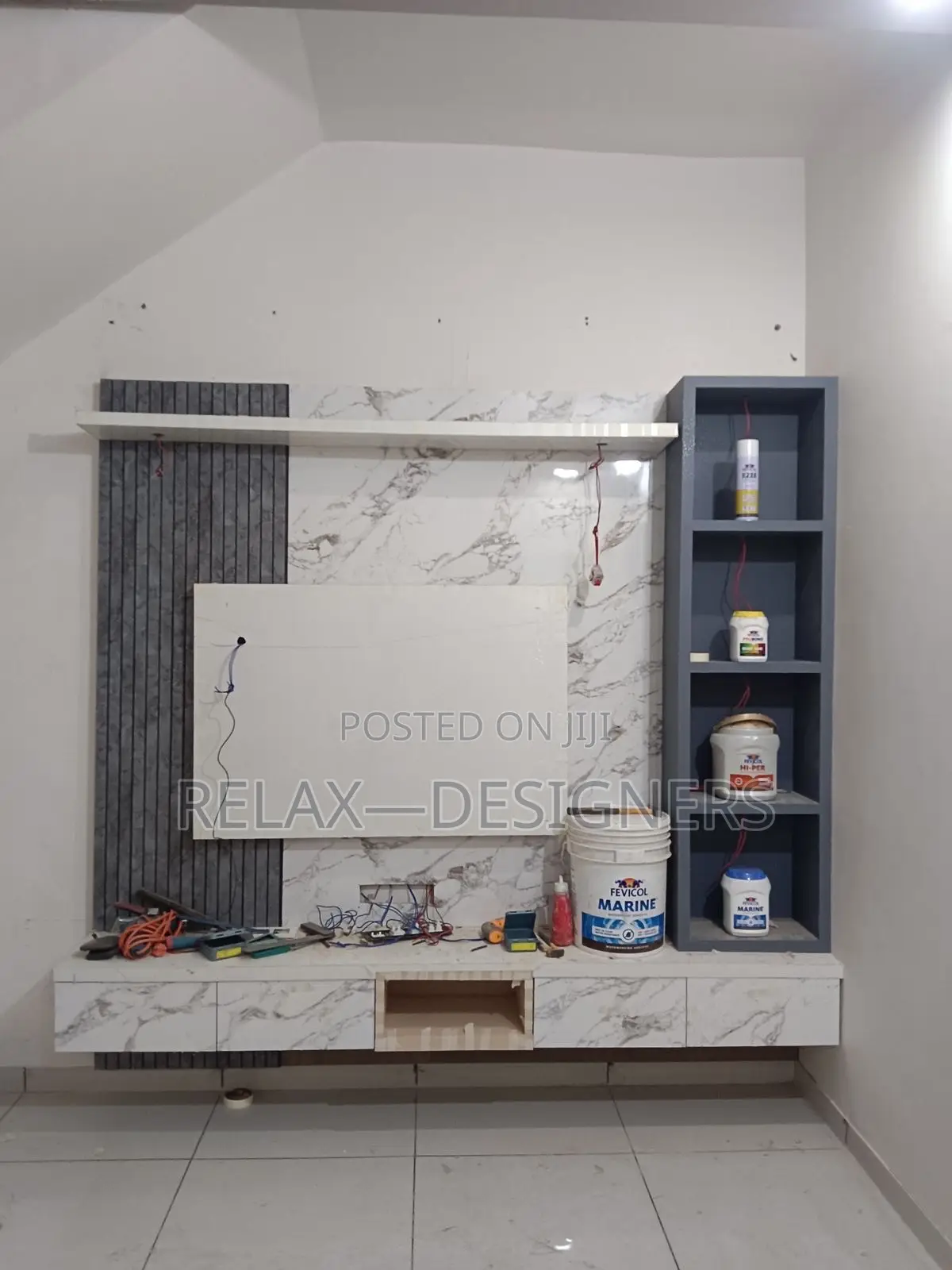 Big Tv  Stand Tchinkili Moni   