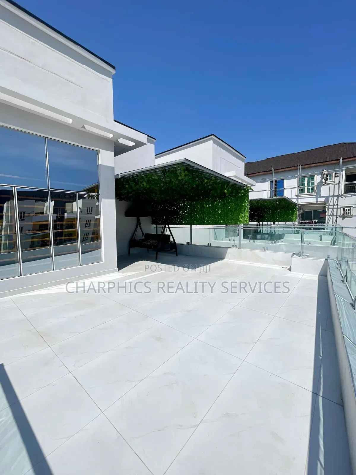 5bdrm Duplex in Lekki Phase 1 for sale