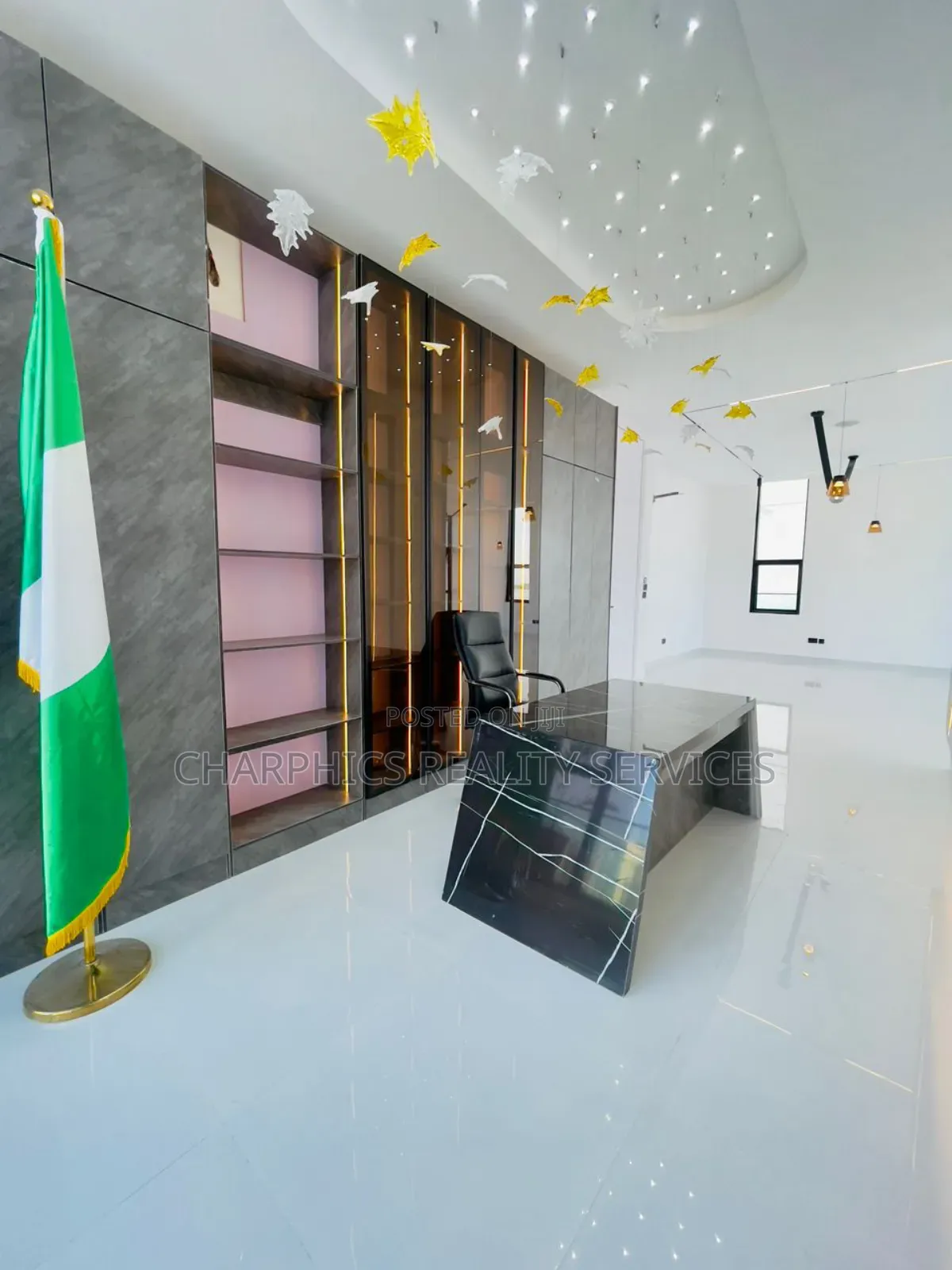 5bdrm Duplex in Osapa london for sale
