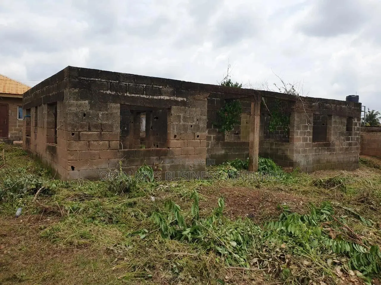 3bdrm Bungalow in Wire And Cable, Apata for sale
