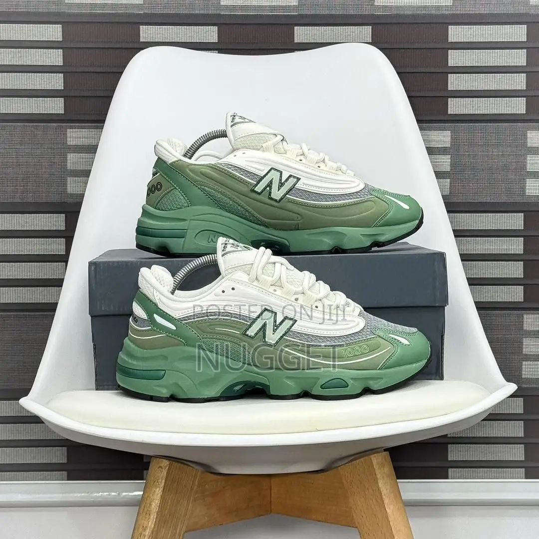 New Balance 1000 in Mint Green (High Grade)