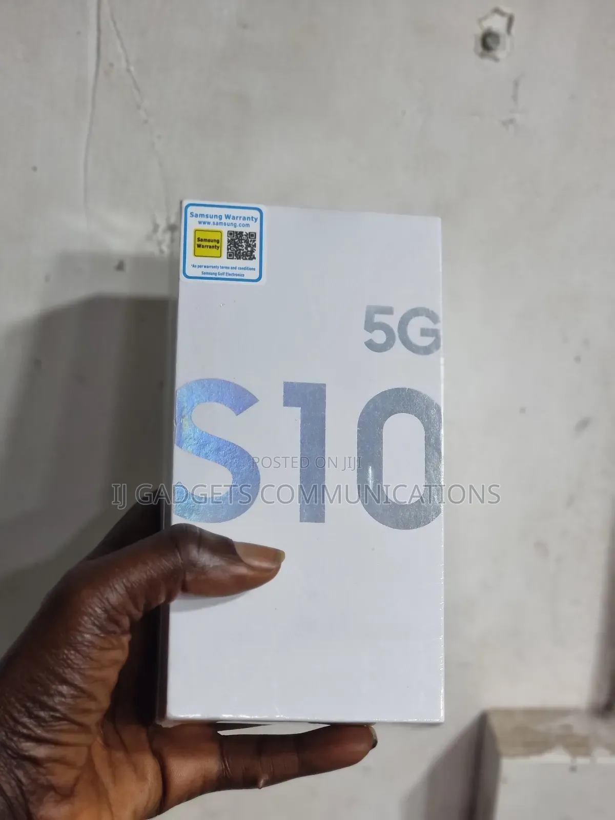New Samsung Galaxy S10 5G 256 GB Silver