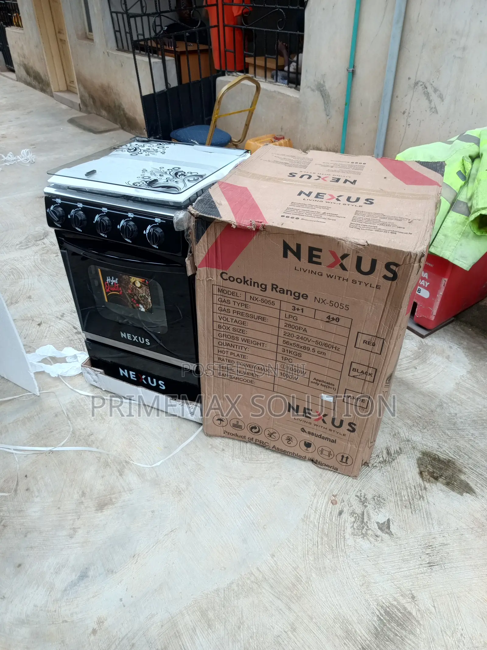 Nexus 4 Gas Cooker: Seamless Kitchen Integration