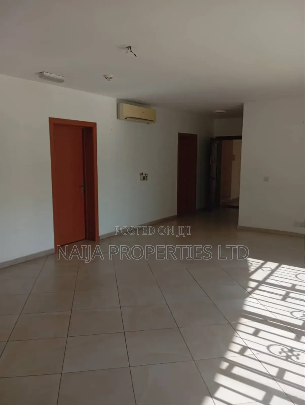 3bdrm Apartment in Oniru, Victoria Island for sale