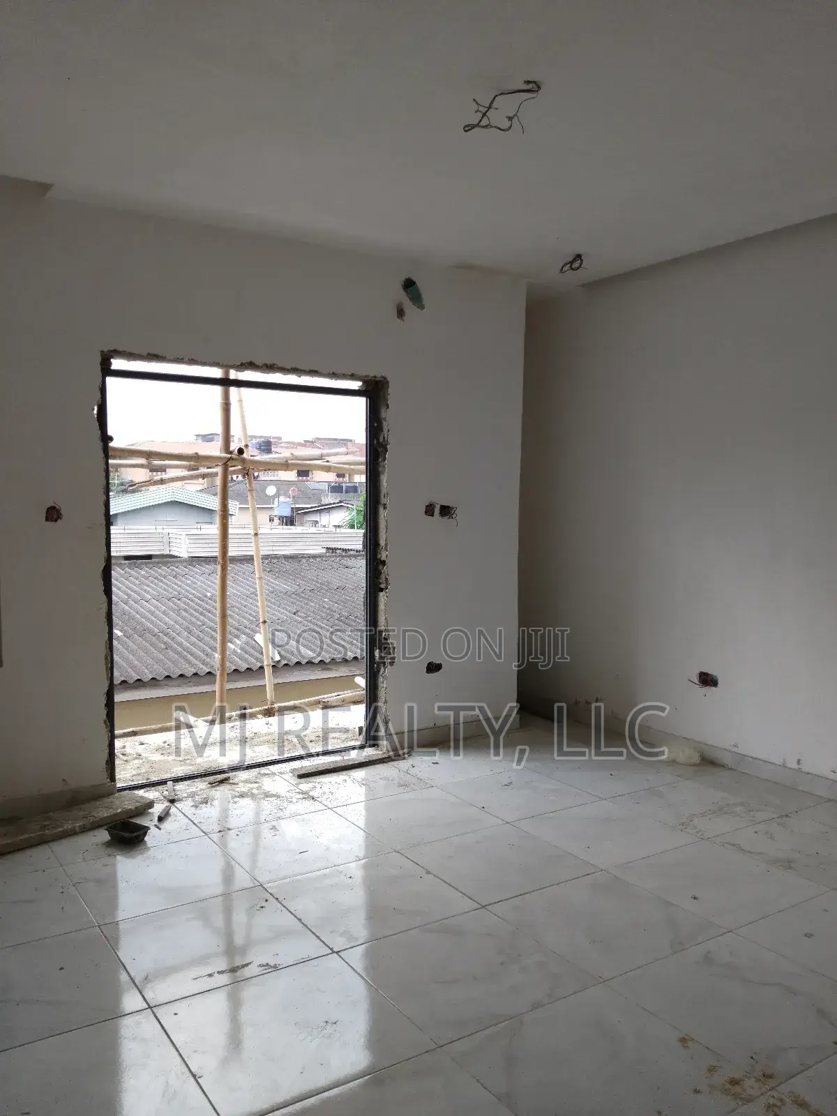 4bdrm Townhouse/Terrace in Allen Avenue for sale